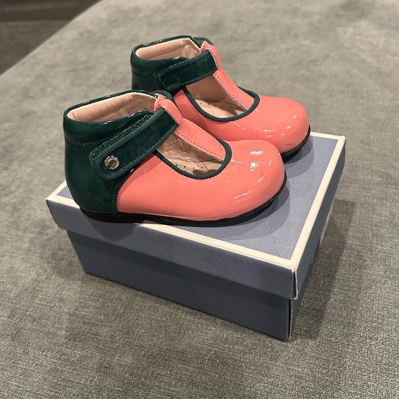 Jacadi Paris - size 20 - T strap Maryjanes - Picture 4 of 7